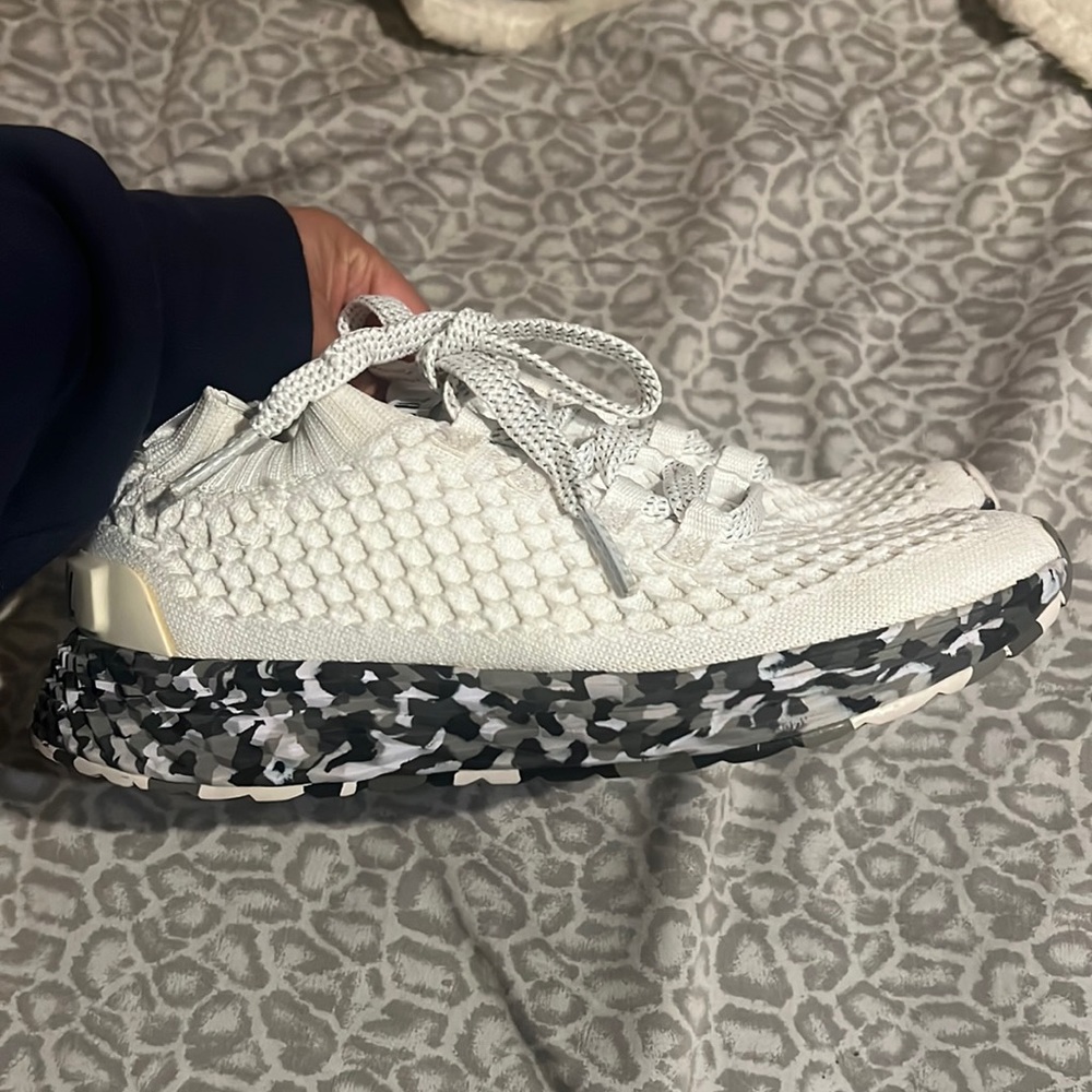 NOBULL 7.5 women’s running shoes